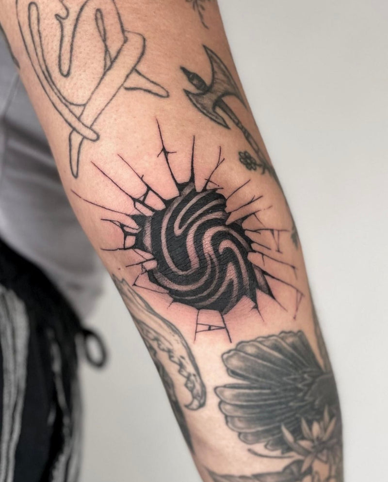 Cracked Elbow